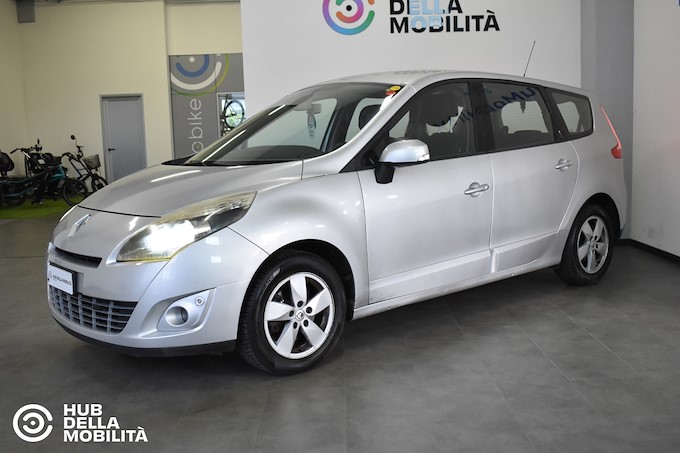 RENAULT Scénic 1.9 dCi 130CV Dynamique